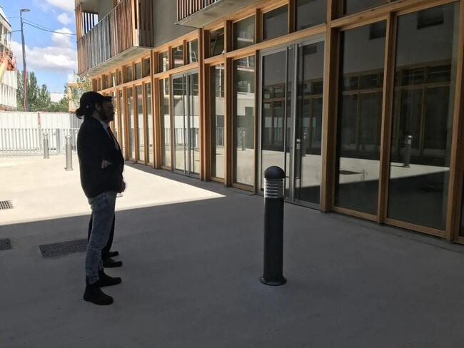 Plus de détails pour Local commercial à vendre