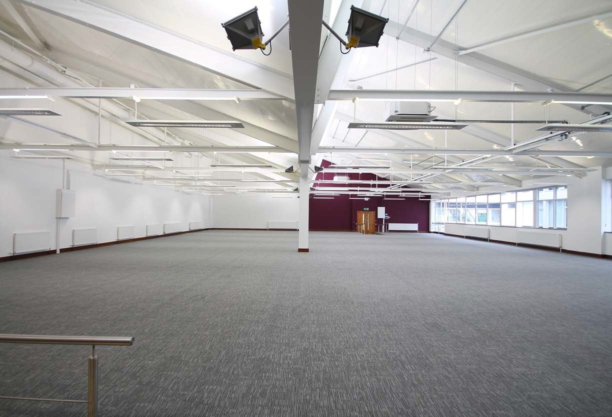 West Park Ring Rd, Leeds à louer Photo intérieure– Image 1 sur 1