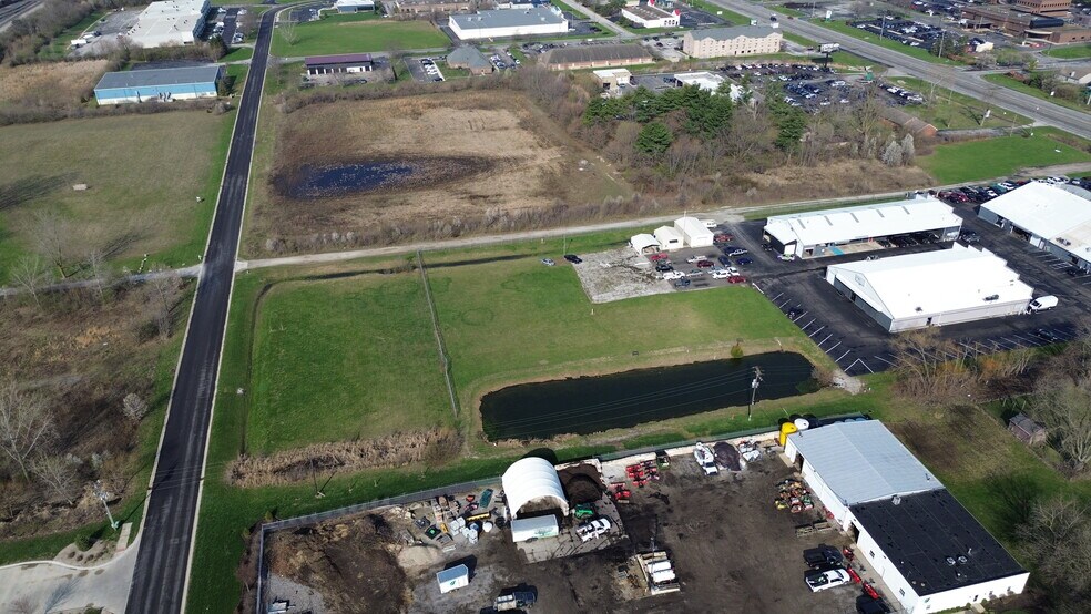 8407 E US Highway 36, Avon, IN à louer - Photo de l’immeuble – Image 2 sur 3