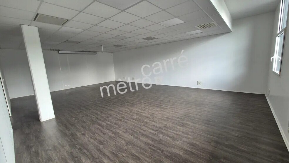 Bureau dans Saint-Herblain à louer - Photo de l’immeuble – Image 2 sur 6