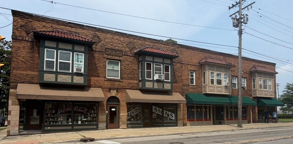 9714 Madison Ave, Cleveland, OH à vendre Photo principale– Image 1 sur 3