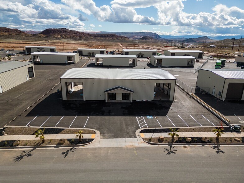 5645 W 720 S, Hurricane, UT à louer - Photo principale – Image 1 sur 14