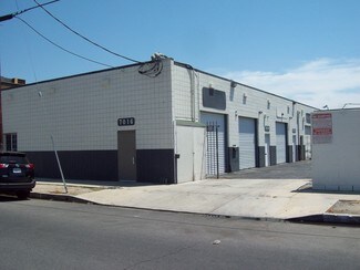 Plus de détails pour 7000-7016 Darby Ave, Reseda, CA - Industriel/Logistique à louer