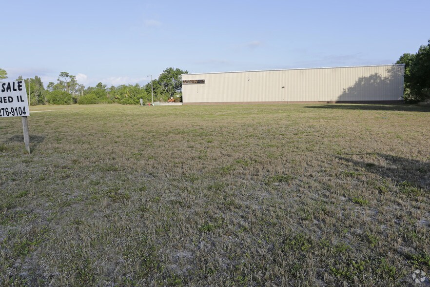 5400 Constitutional Ave, Punta Gorda, FL à vendre - Photo de l’immeuble – Image 1 sur 3