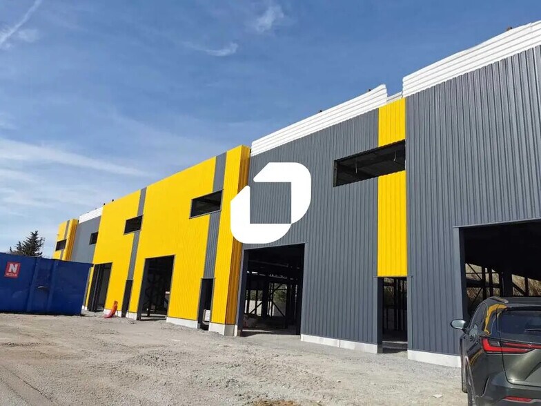 Industriel/Logistique dans Lunel à vendre - Photo de l’immeuble – Image 2 sur 4
