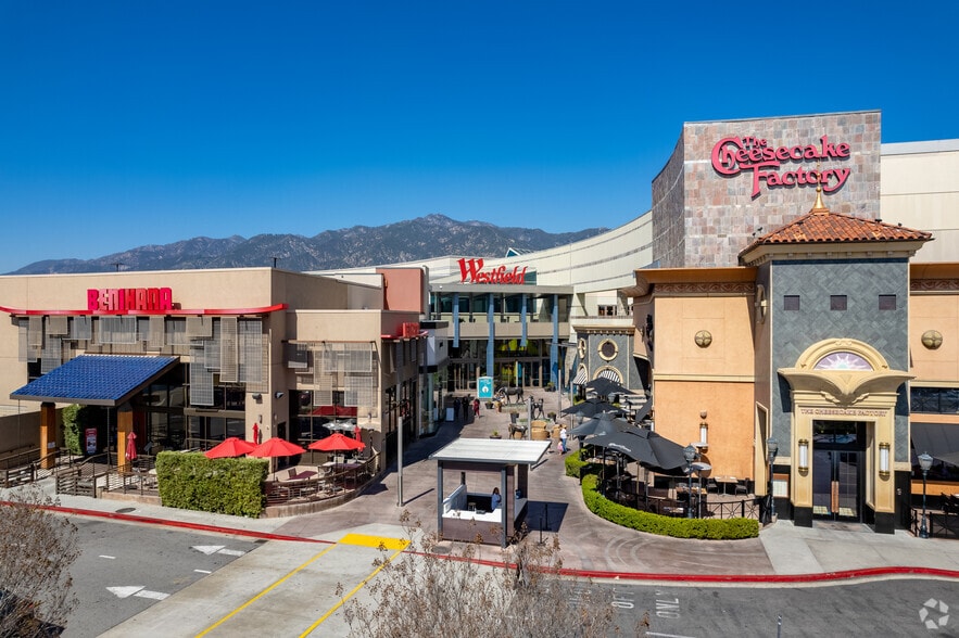 400 S Baldwin Ave, Arcadia, CA à louer - Photo principale – Image 1 sur 13