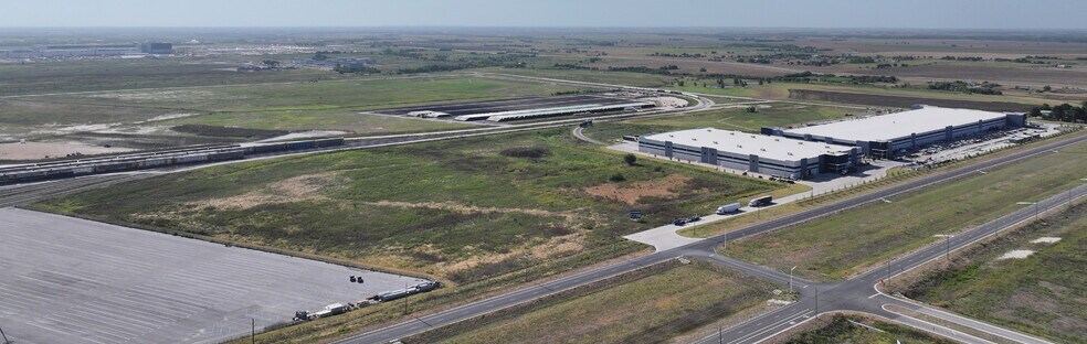FM 3349, Taylor, TX à louer - Photo de l’immeuble – Image 2 sur 8