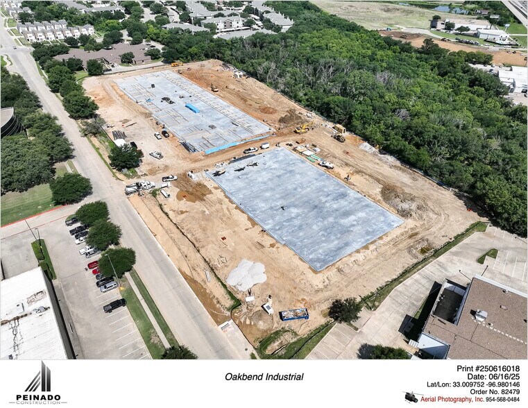 420 Oakbend Dr, Lewisville, TX à vendre - Photo de l’immeuble – Image 3 sur 6