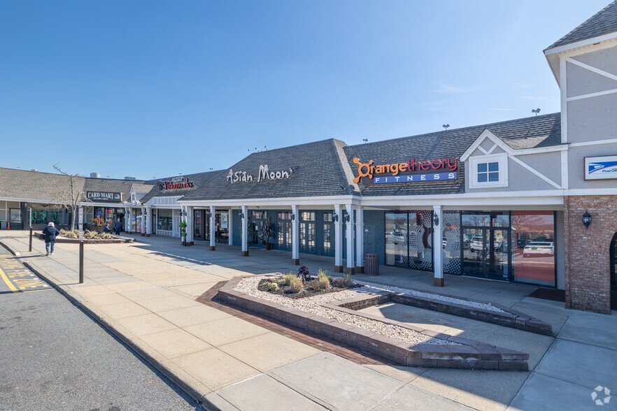 4900-4966 Merrick Rd, Massapequa Park, NY à louer - Photo de l’immeuble – Image 2 sur 6