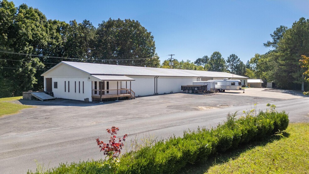 1050 Whisperwood Trl NE, Cleveland, TN à vendre - Photo de l’immeuble – Image 3 sur 56