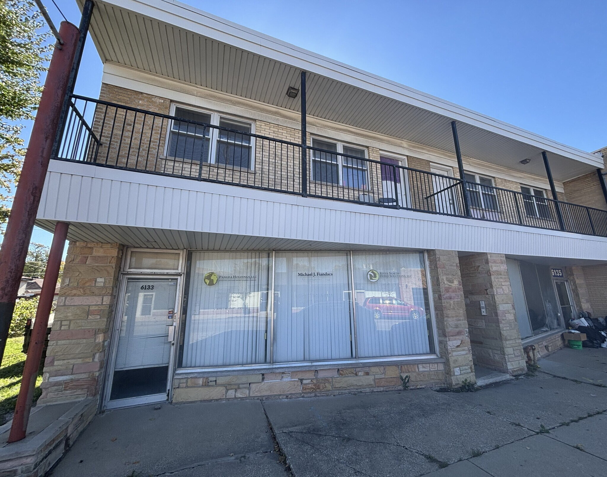 6135 W Belmont Ave, Chicago, IL à vendre Photo principale– Image 1 sur 14