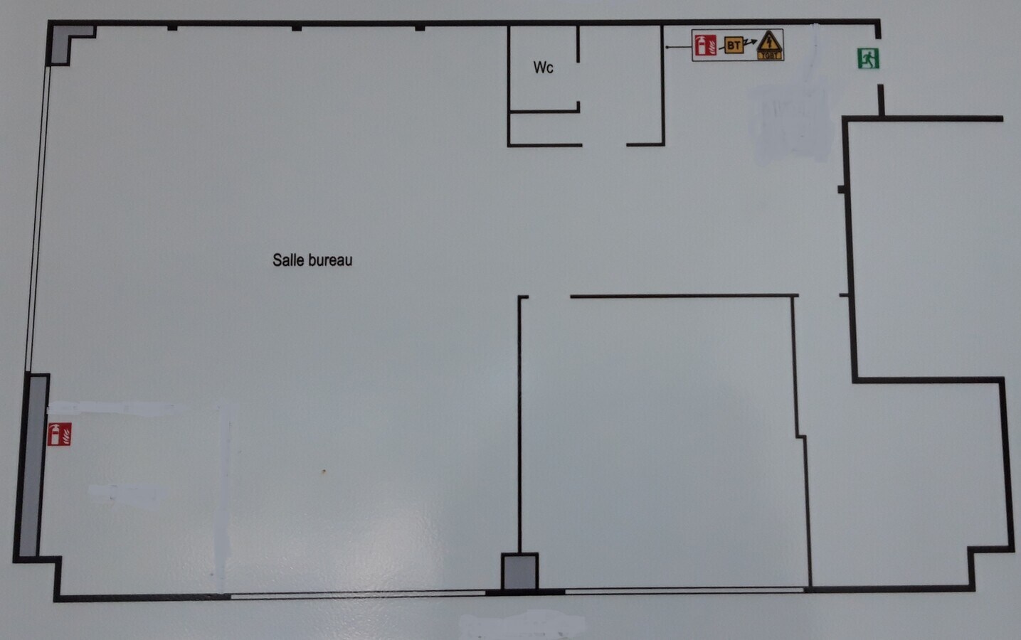 375 Avenue Du Mistral, La Ciotat, BDR 13600 -  -  - Photo intérieure - Image 1 of 5