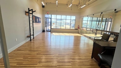 2007 Memorial Pky NW, Huntsville, AL à louer Photo intérieure– Image 2 sur 5