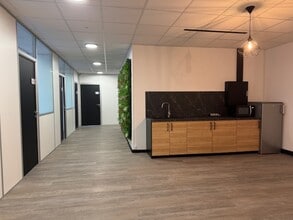 31 Cours Des Juilliottes, Maisons-Alfort à louer Photo intérieure– Image 2 sur 3