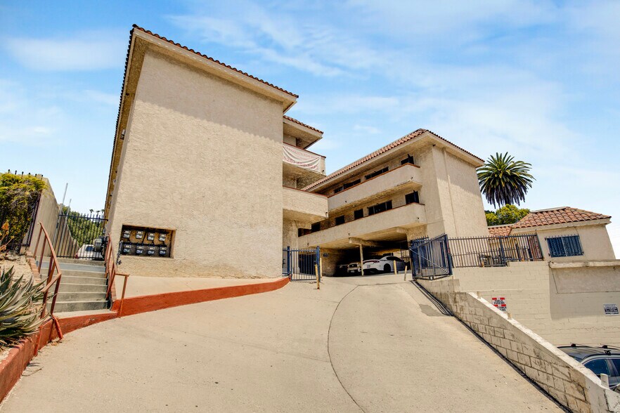 3405 N Figueroa St, Los Angeles, CA à vendre - Photo de l’immeuble – Image 3 sur 49