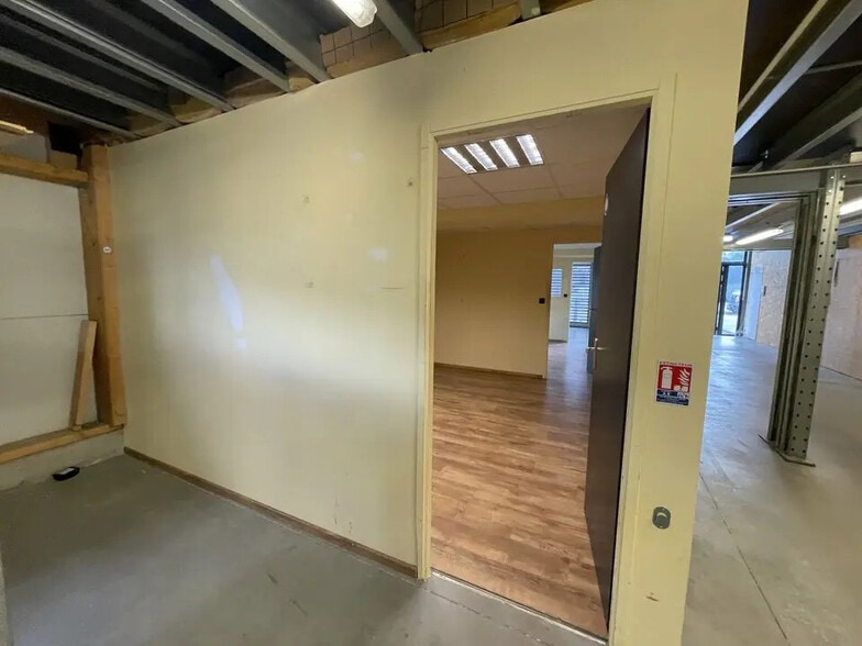 Local commercial dans Lorient à louer - Photo intérieure – Image 3 sur 9