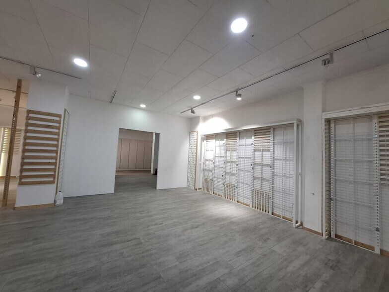 Local commercial dans Ontinyent, Valencia à louer - Photo intérieure – Image 2 sur 4