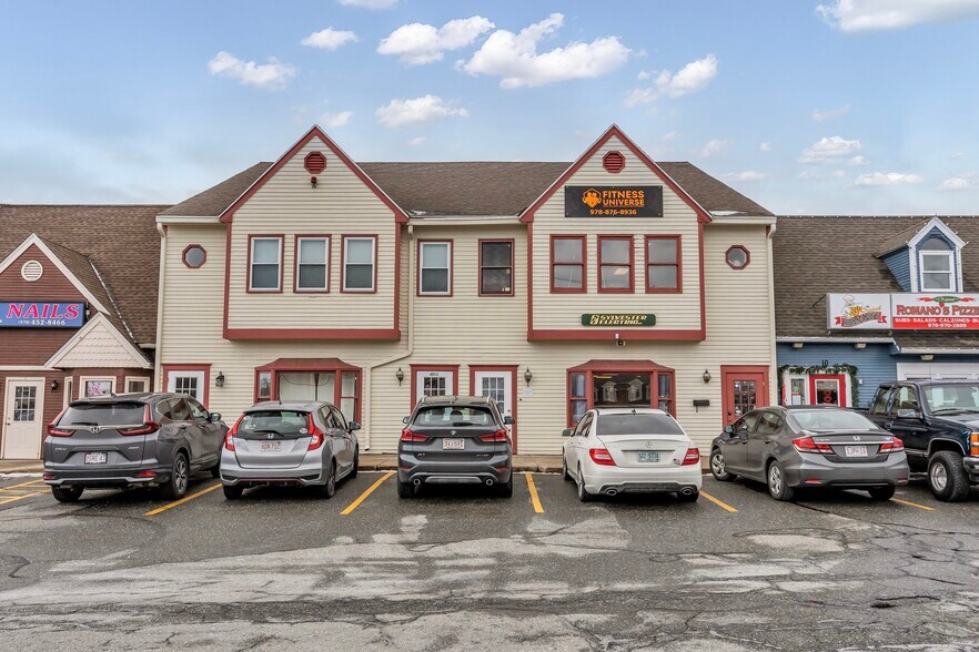 1794 Bridge St, Dracut, MA à vendre - Photo principale – Image 1 sur 23