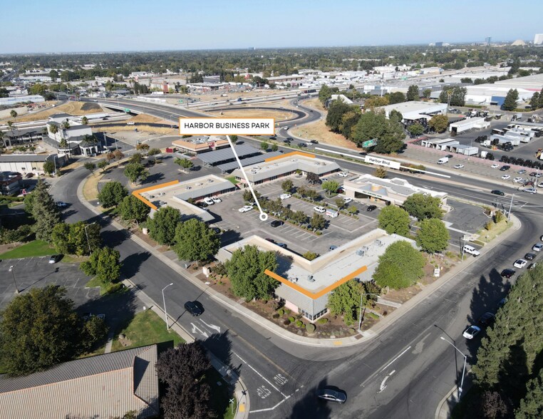 1250 Harbor Blvd, West Sacramento, CA à louer - Photo de l’immeuble – Image 2 sur 6
