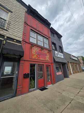 Plus de détails pour 136 W Main St, Hillsboro, OH - Local commercial à vendre