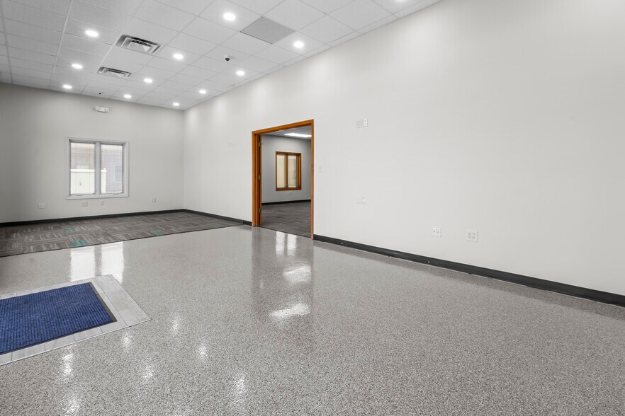 12401-12415 Old Meridian St, Carmel, IN à louer - Photo de l’immeuble – Image 3 sur 39