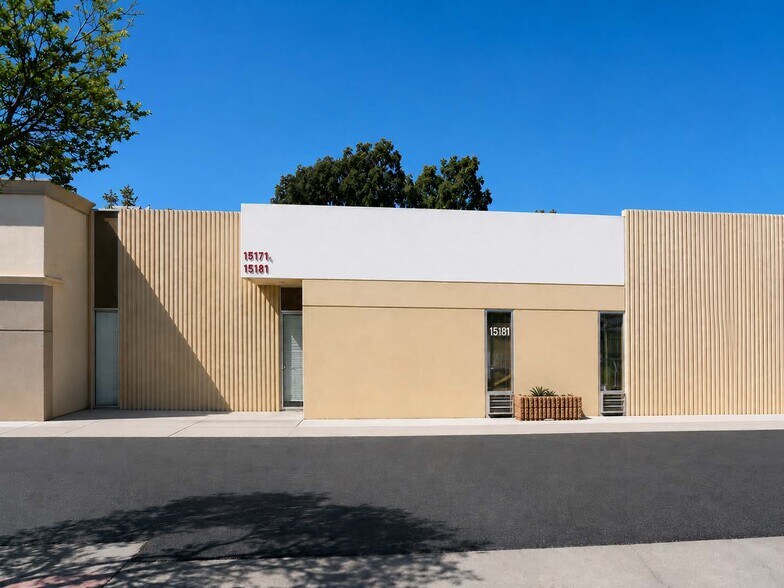 15181-15181 Weststate St, Westminster, CA à vendre - Photo de l’immeuble – Image 1 sur 3