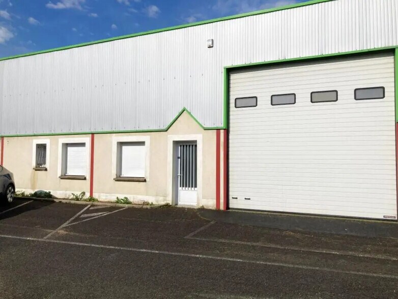 Bureau dans La Chapelle-Saint-Mesmin à louer - Photo de l’immeuble – Image 3 sur 17