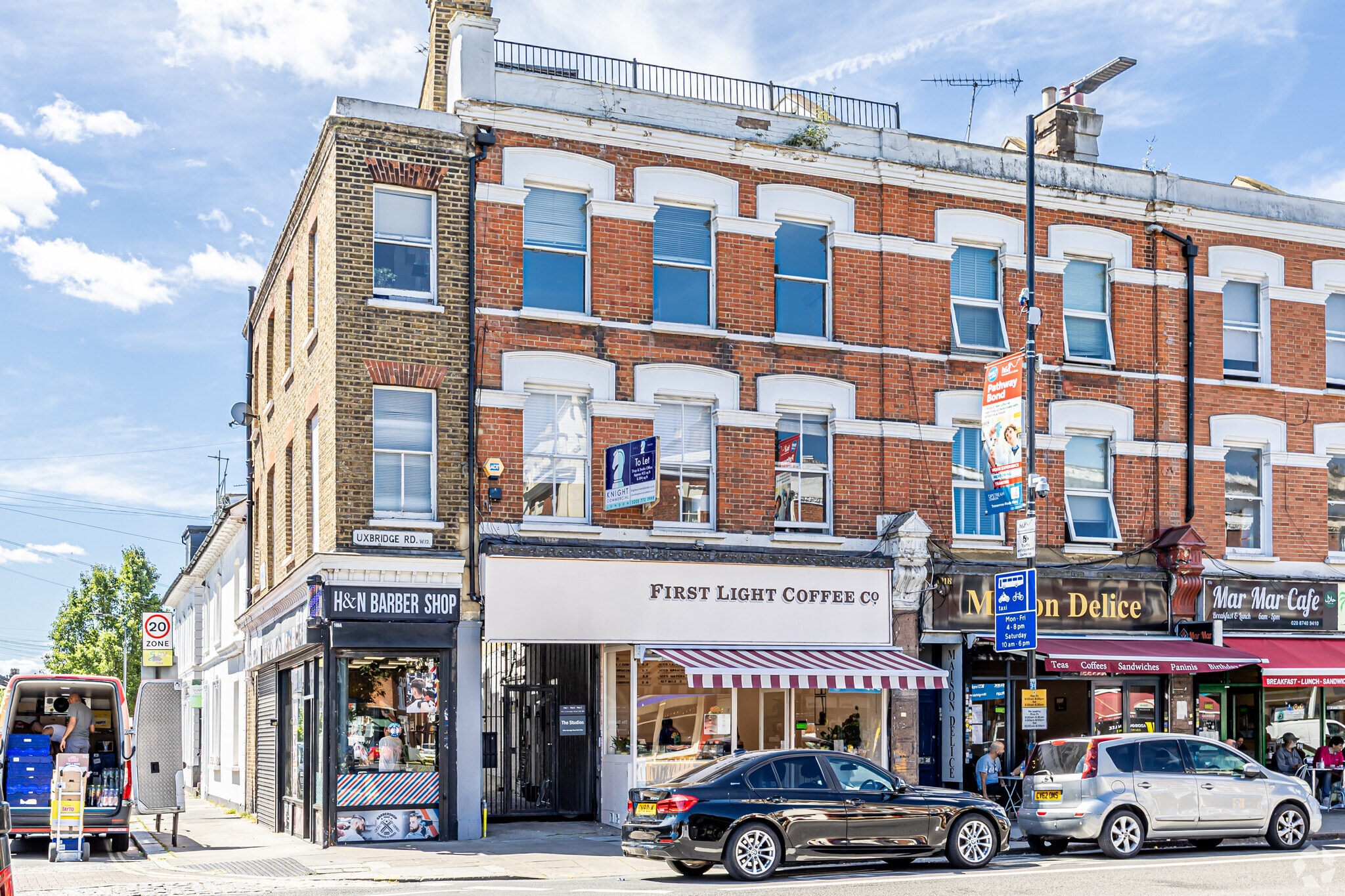 191A Uxbridge Rd, Londres à louer Photo principale– Image 1 sur 3