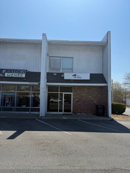 853 Main St, Tewksbury, MA à louer - Photo de l’immeuble – Image 2 sur 26