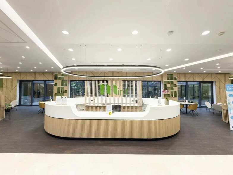 2-4 Avenue François Mitterrand, Saint-Denis à louer - Photo de l’immeuble – Image 2 sur 15