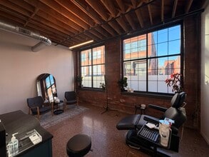 209 W 19th Ter, Kansas City, MO à louer Photo intérieure– Image 2 sur 15