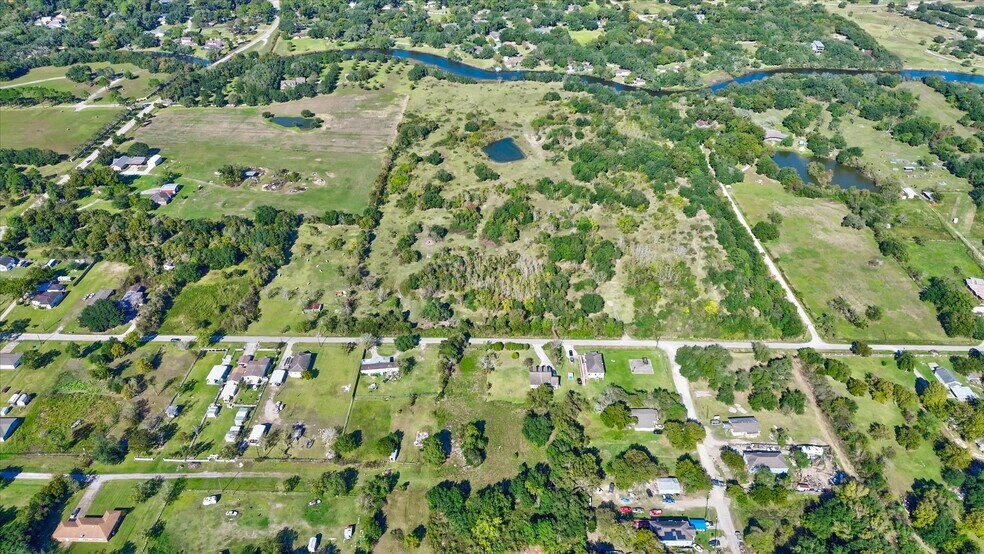 6100 Terrebonne Rd, Hitchcock, TX à vendre - Photo de l’immeuble – Image 2 sur 10