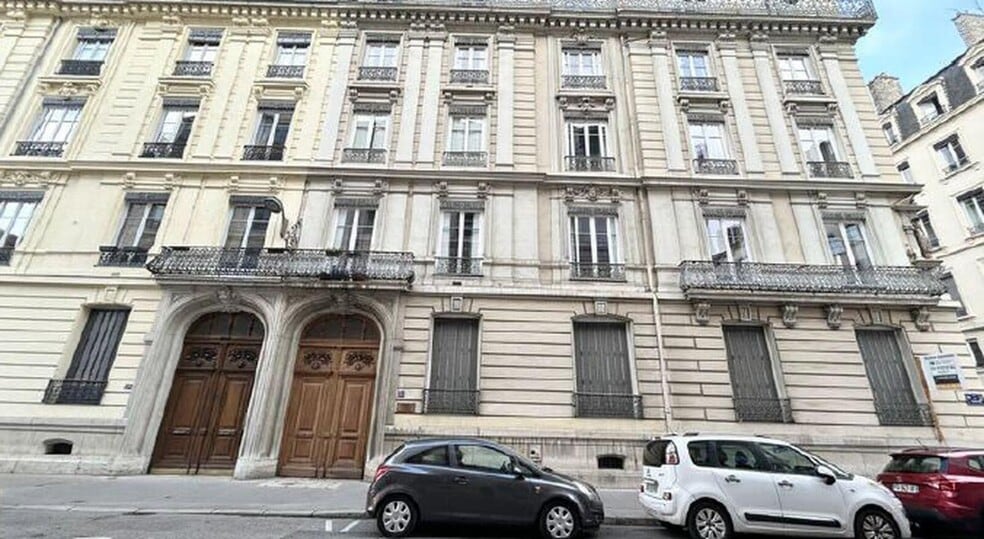 34 Rue Vaubecour, Lyon à louer - Photo de l’immeuble – Image 2 sur 21