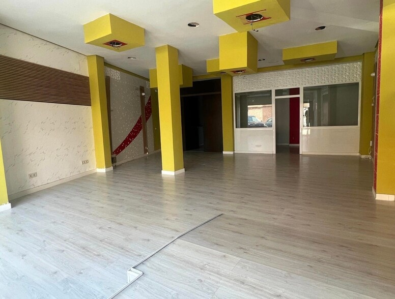 Immeuble residentiel dans Madrid, Madrid à vendre - Photo intérieure – Image 3 sur 3