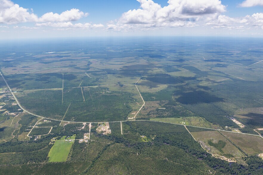 CR 386, Wewahitchka, FL à vendre - Aérien – Image 3 sur 9