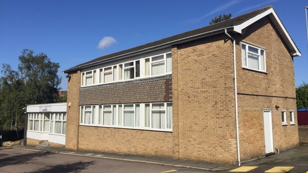 Kingsway, Luton à vendre - Photo de l’immeuble – Image 2 sur 5