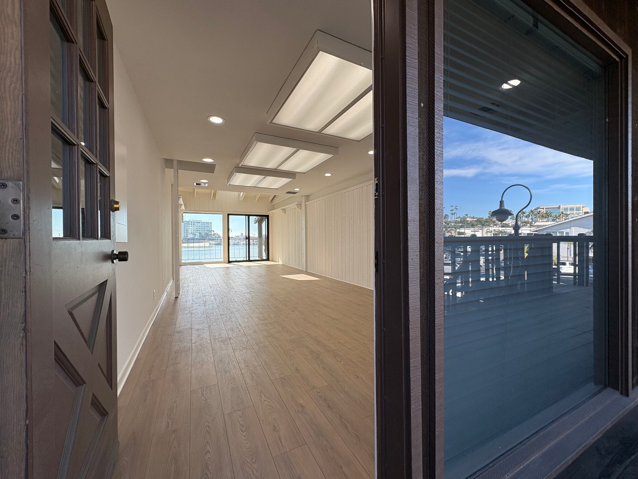 2711-2729 W Coast Hwy, Newport Beach, CA à louer Photo intérieure– Image 1 sur 8