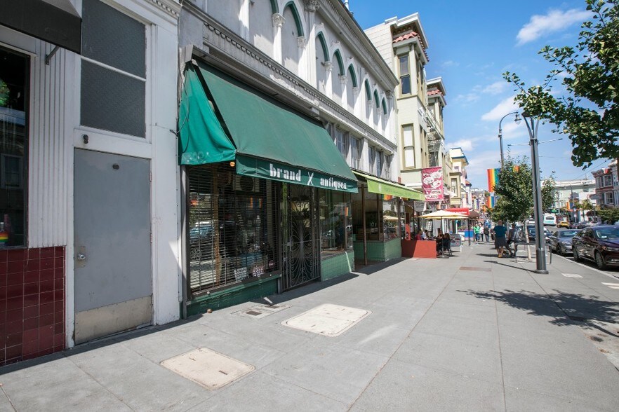 566-570 Castro St, San Francisco, CA à louer - Photo de l’immeuble – Image 3 sur 24
