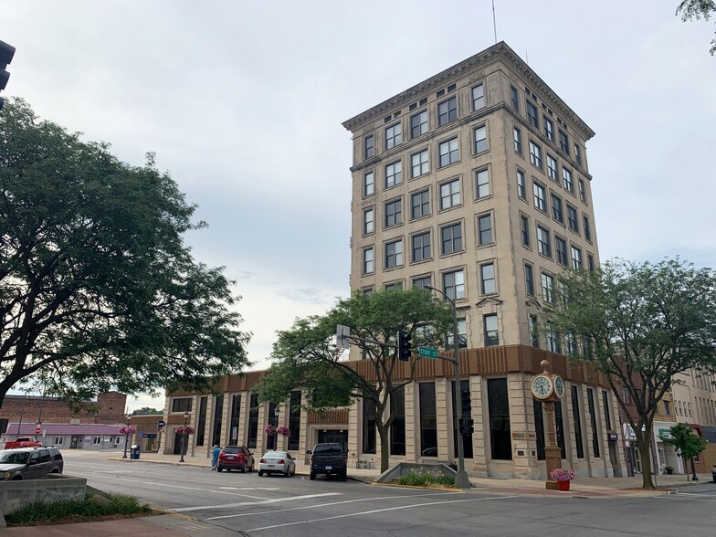 724 Story St, Boone, IA à vendre - Photo de l’immeuble – Image 2 sur 4