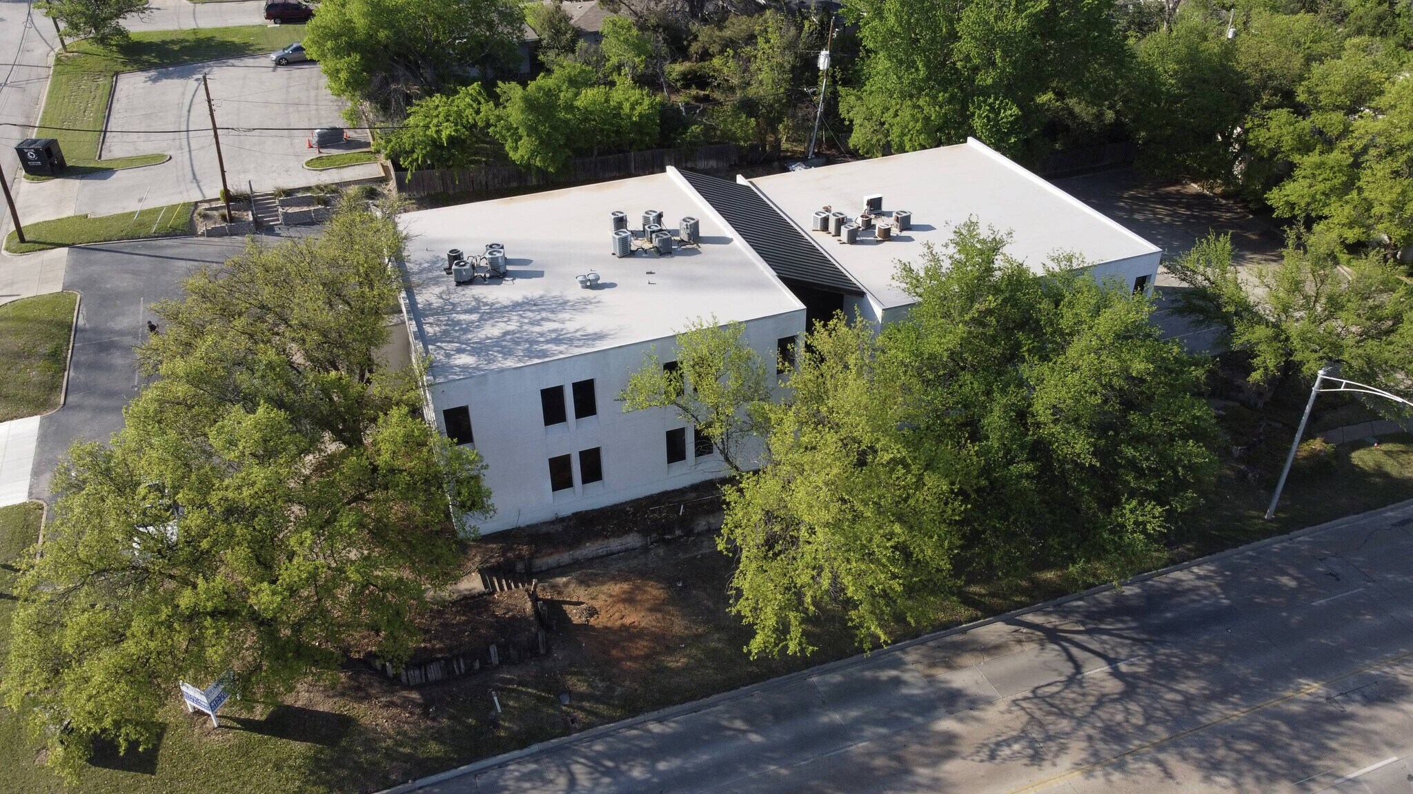 4420 W Vickery Blvd, Fort Worth, TX à louer Photo de l’immeuble– Image 1 sur 8