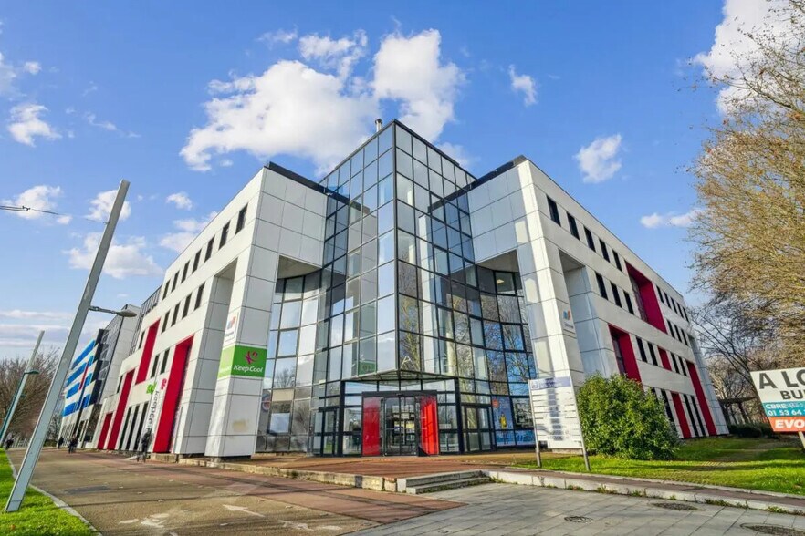3-5 Promenade De La Bonnette, Gennevilliers à louer - Photo de l’immeuble – Image 1 sur 23
