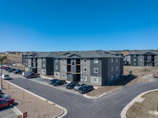 Plus de détails pour 4815 5th St, Rapid City, SD - Logement à vendre