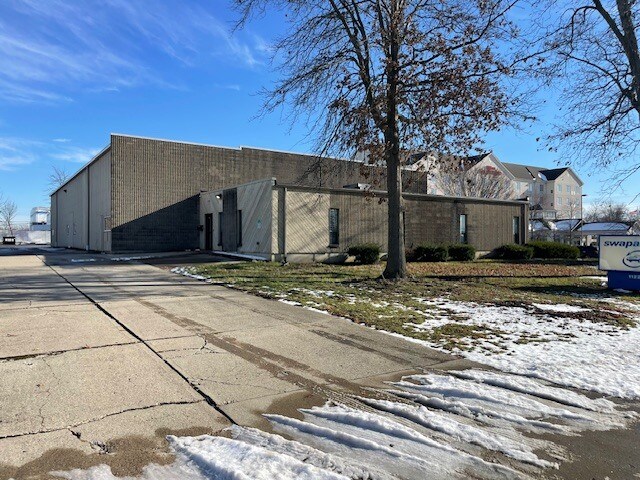 11224 Cornell Park Dr, Blue Ash, OH à louer Photo principale– Image 1 sur 6