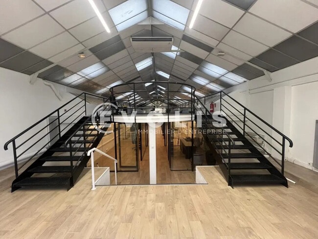 Plus de détails pour Bureau à vendre