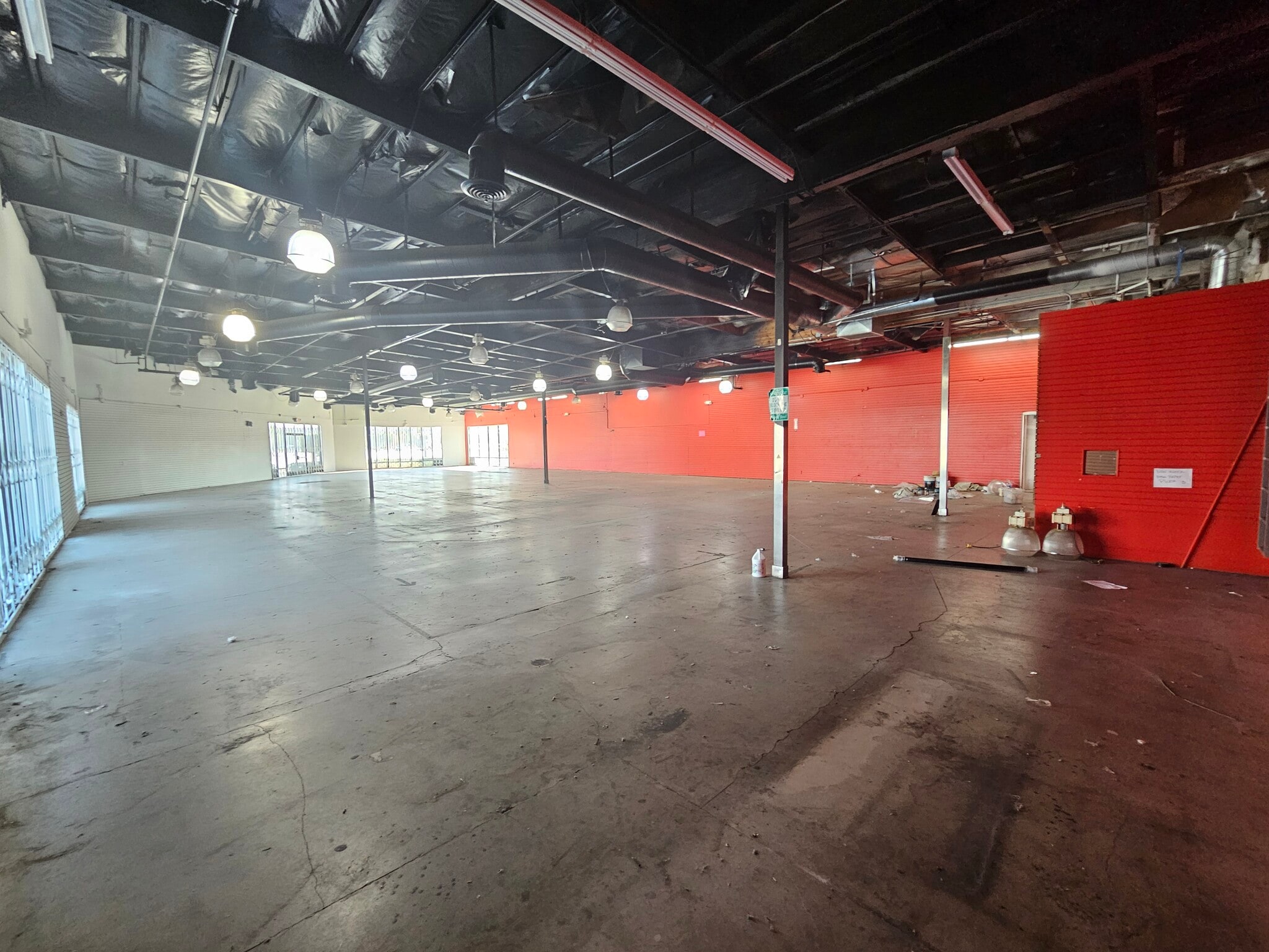 11906 Valley Blvd, El Monte, CA à louer Photo intérieure– Image 1 sur 3