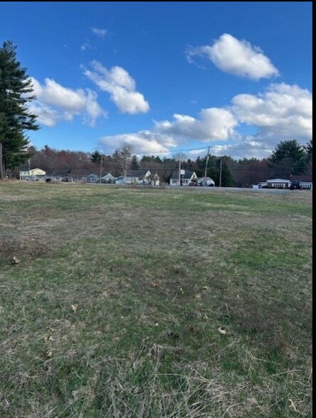 85 Mendon St, Bellingham, MA à vendre - Photo principale – Image 1 sur 3