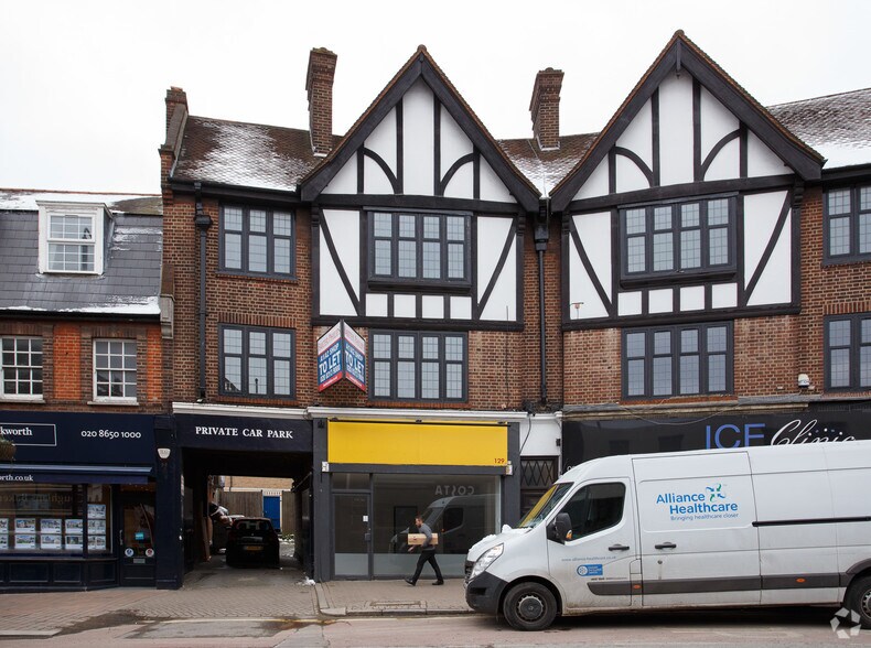 115-131 High St, Beckenham à vendre - Photo principale – Image 1 sur 5