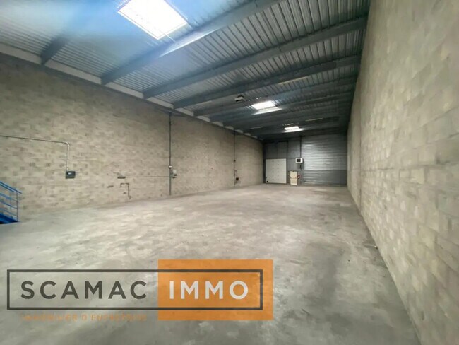 Plus de détails pour 11 Rue Pyrennees, 91090 Lisses, Lisses - Bureau, Industriel/Logistique à louer