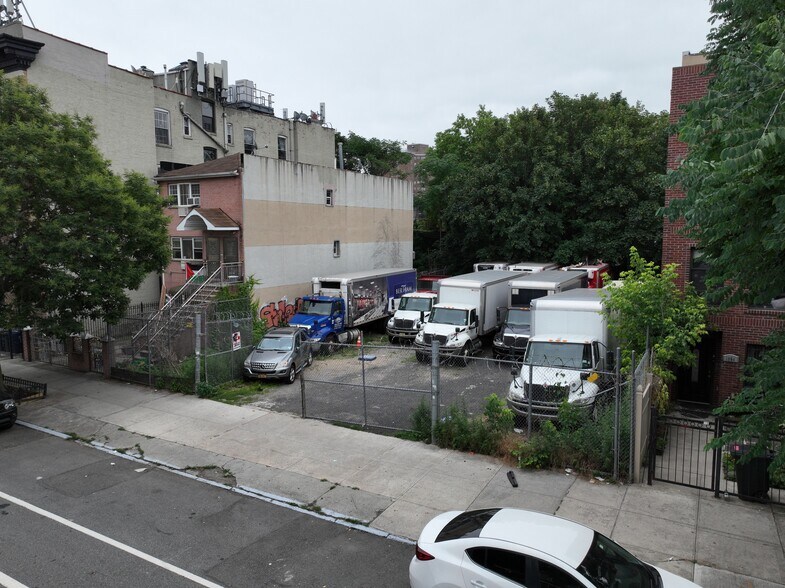 1556-1560 Pacific St, Brooklyn, NY à vendre - Aérien – Image 2 sur 5