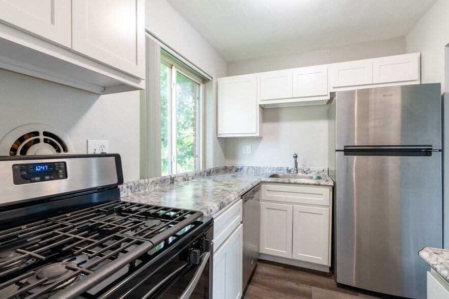 1100 Indian Circle Dr, Olivette, MO à vendre - Photo de l’immeuble – Image 2 sur 12